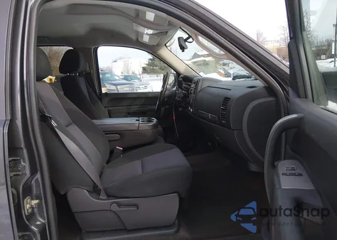 2011 Chevrolet Silverado 1500 Lt z USA, uszkodzony, nr VIN 3GCPKSE32BG268652